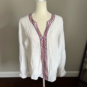 market & spruce white longsleeve red blue patterned collar size medium